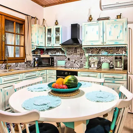 Сasa de vacaciones Old Nest House *